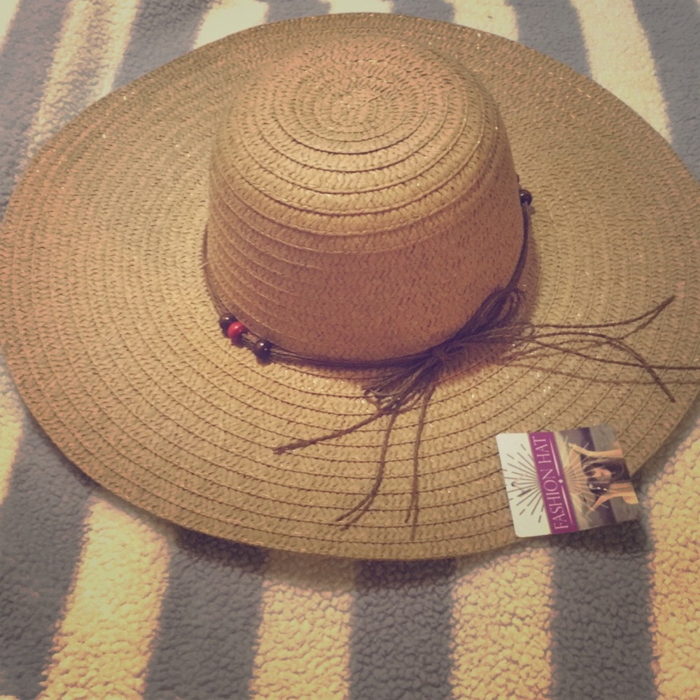 Beach hat!